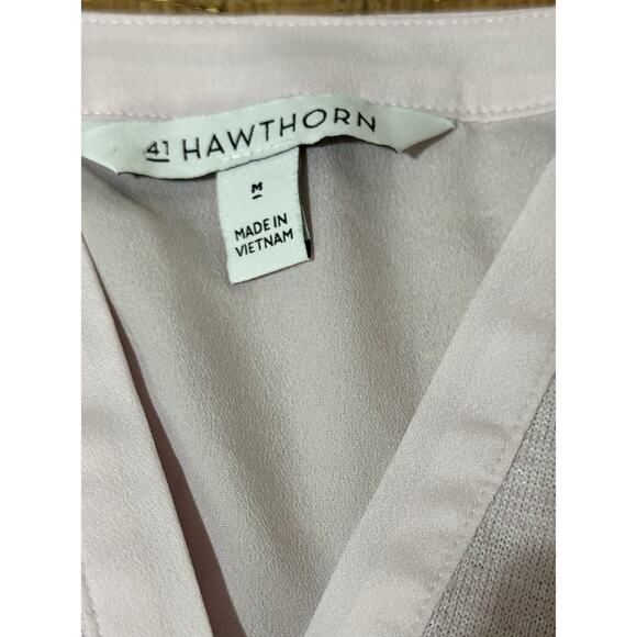 41 Hawthorn Top Women's Pink V-Neck Size Medium - Picture 3 of 6